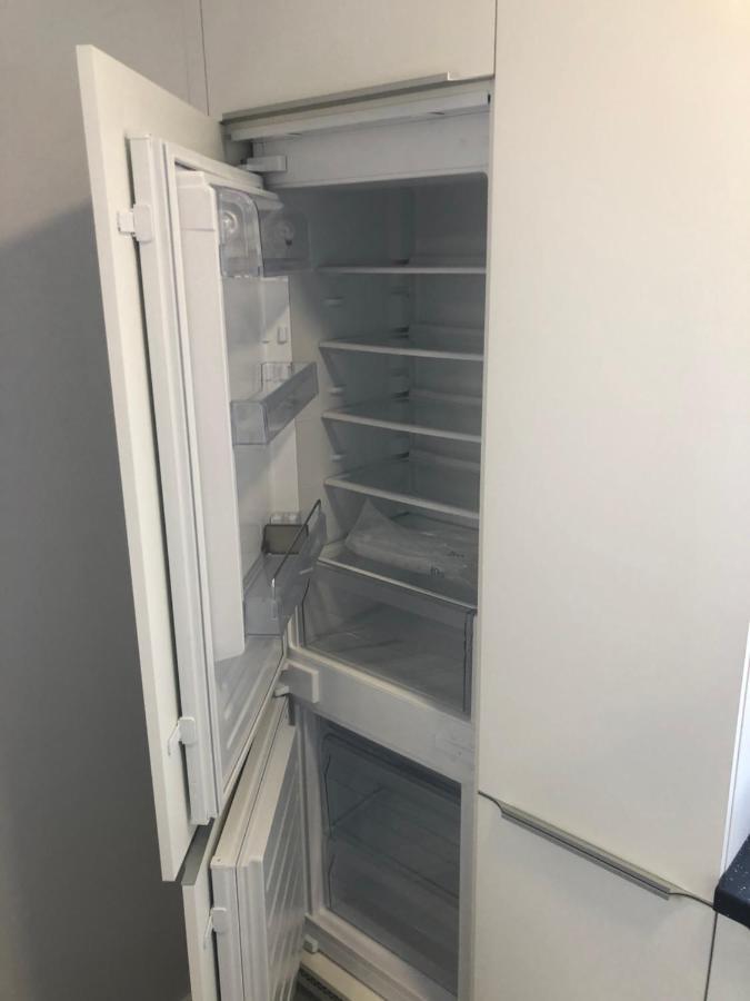 Klimatyzowane Apartamenty I Pokoje Przy Targach Kielce Exterior photo