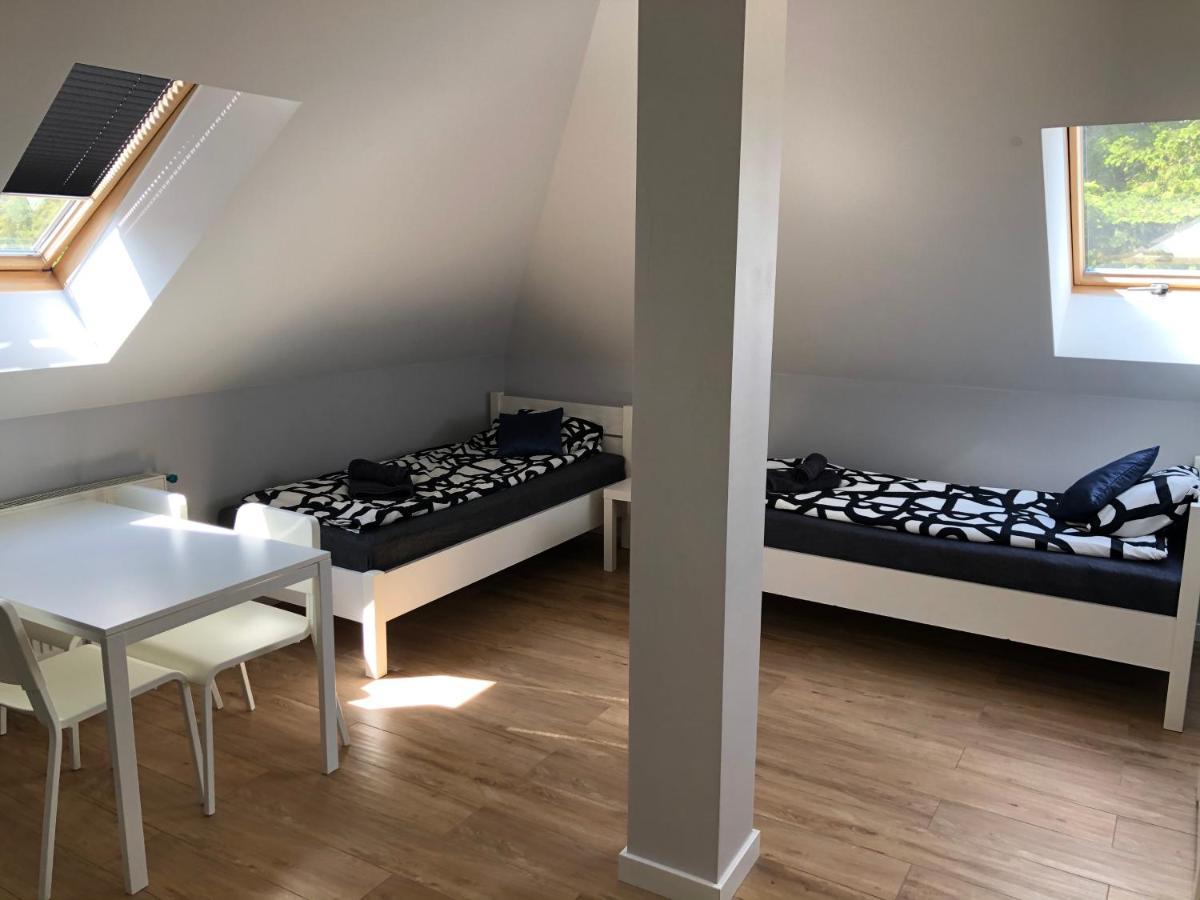 Klimatyzowane Apartamenty I Pokoje Przy Targach Kielce Exterior photo